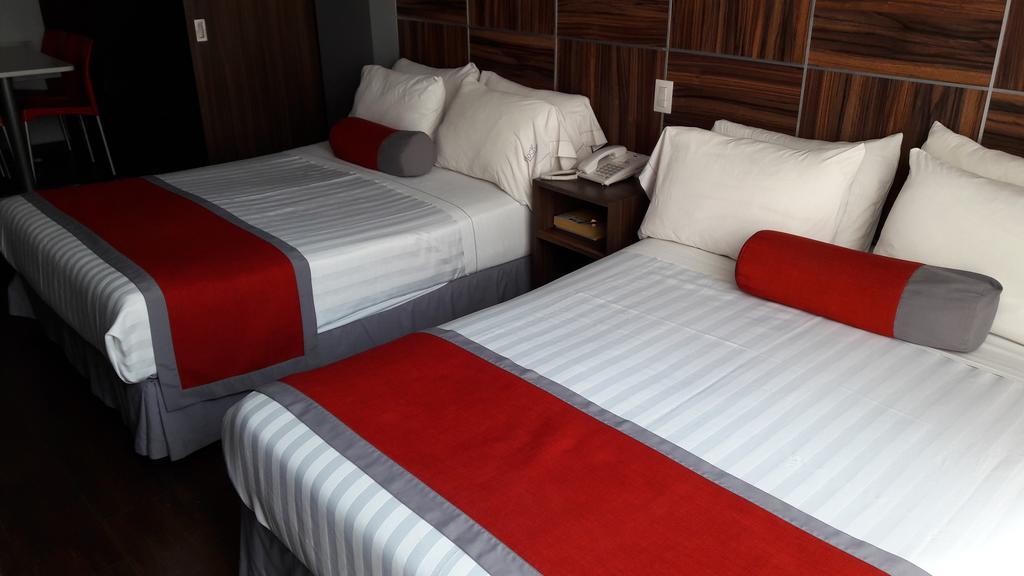 Block Hotel 3*