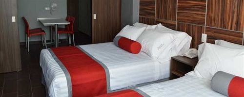 Hotel Block 3*
